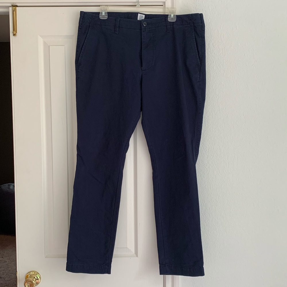 Men’s Gap Navy Blue Chino Pants - 38 x 30